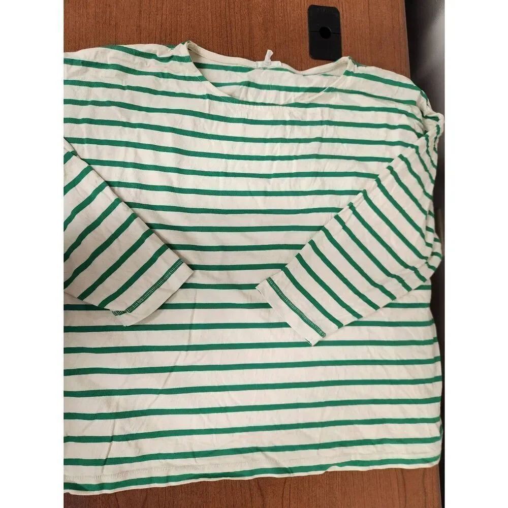 Maurices Womens Cream with Green Stripes Short Sleeve Top Size 3X (R)
